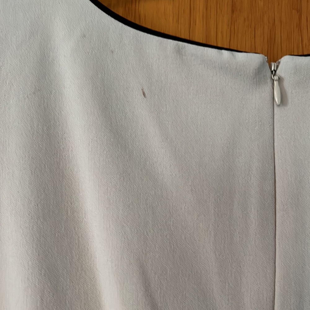 Dress - Picture 6 of 6